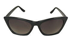 Smuk sort cat eye solbrille til den stilede kvinde