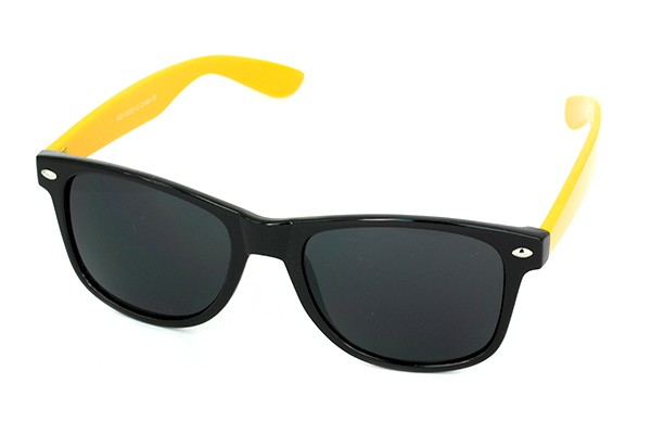 Sort wayfarer solbrille med gule stænger