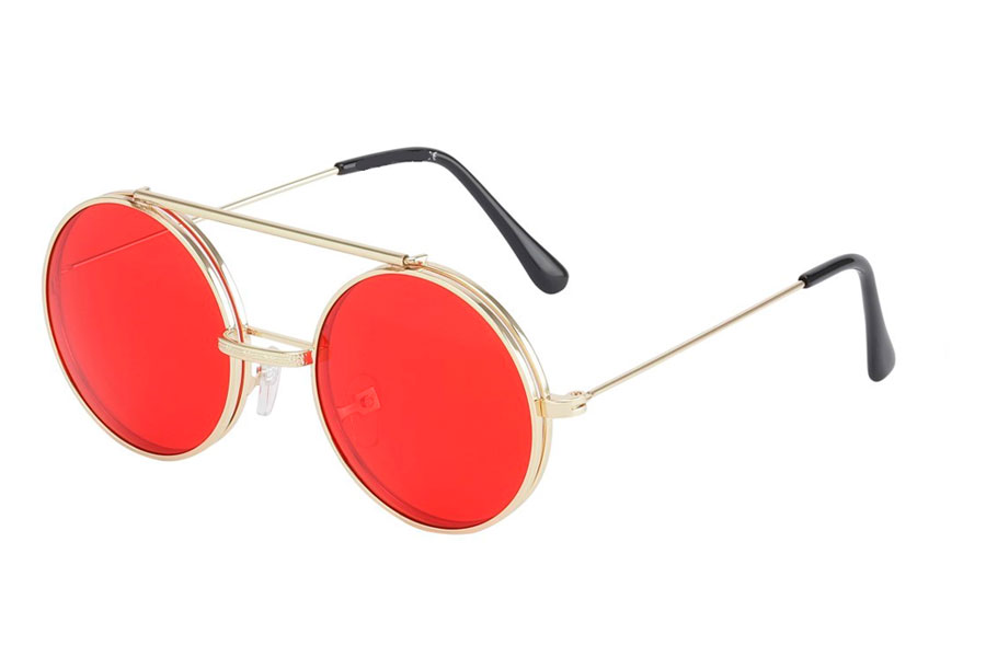 Guldfarvet brille med flip-up solbrille med røde glas. 