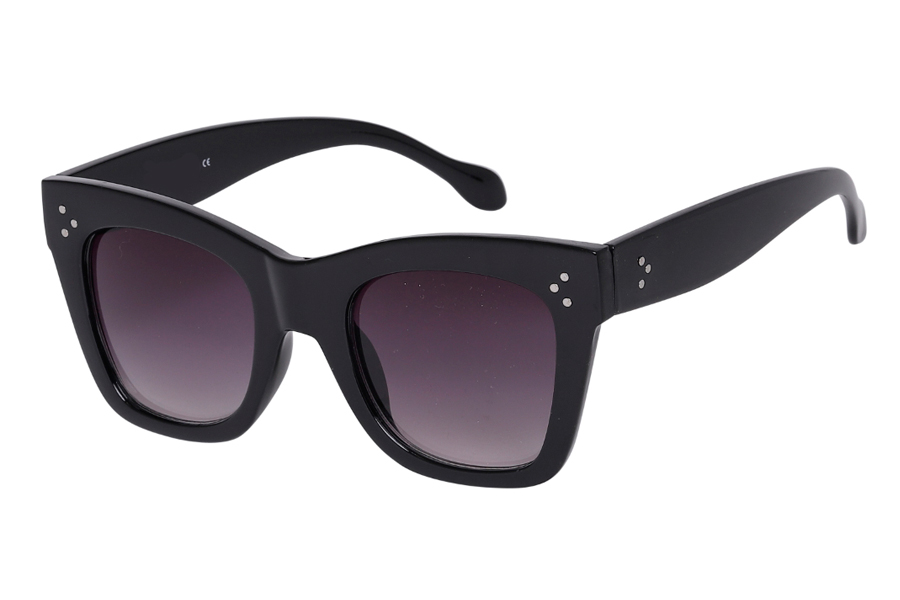 Feminin solbrille i sort cateye design.