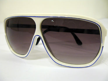 Hvid millionaire solbrille med blå stribe