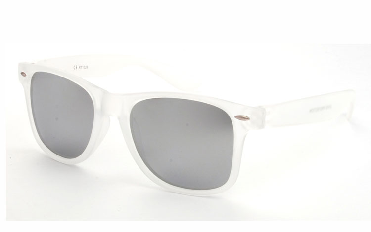 Halv-transparent mat solbrille med spejlglas - Design nr. 3501