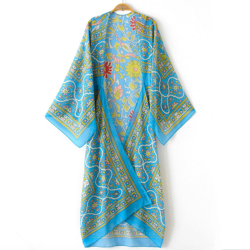 Kimono i smuk lyseblåt / tyrkis design. Slot farve og mønsterdesign - Design nr. k61