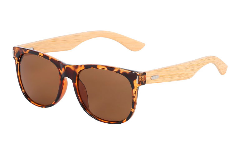 Træ / bambus solbrille i wayfarer look - Design nr. 3045