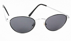 Ovalrund modesolbrille i sølv og sort - Design nr. 3115