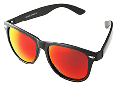 Sort wayfarer solbrille i stel med rødligt spejlglas. - Design nr. 394