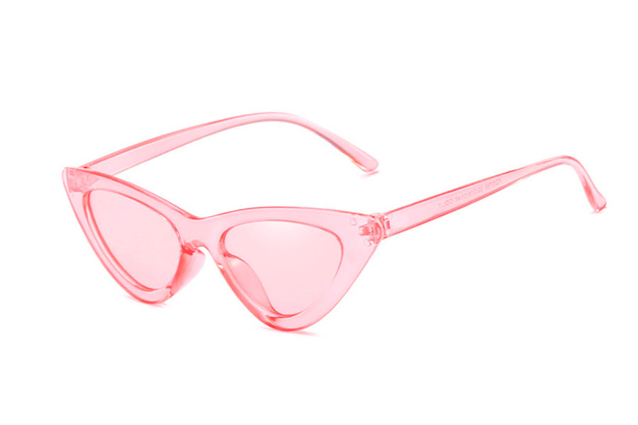 Soft lyserød solbrille i det kantede Cat Eye design - Design nr. s4147