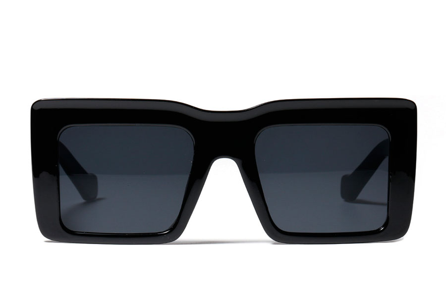 Stor firkantet modesolbrille i kraftigt design - Design nr. 4234