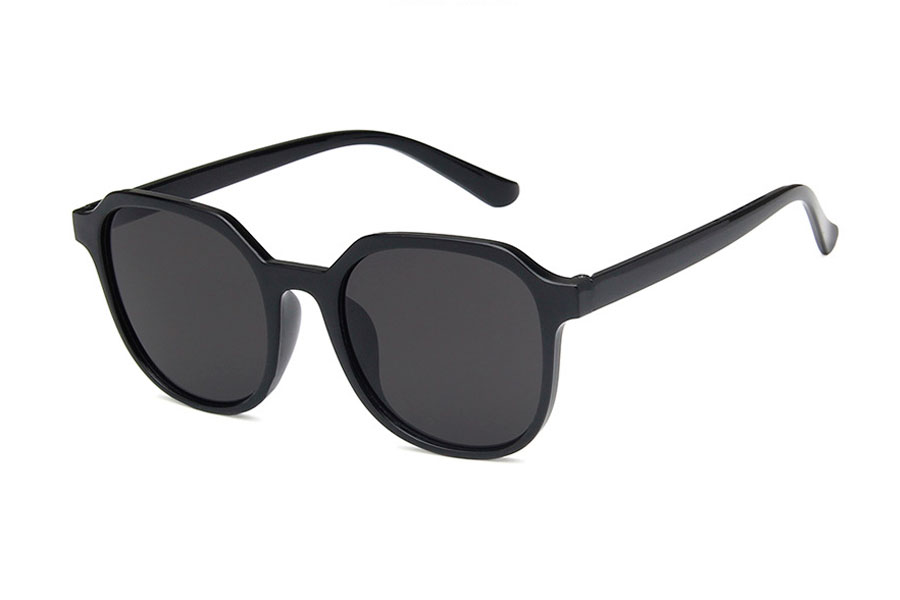 Dame solbrille i blank sort stel med grå-sorte glas. - Design nr. 4270